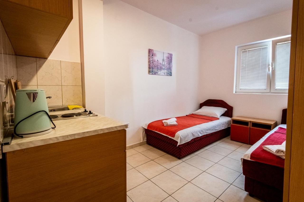 Prijevor Apartments Будва Екстер'єр фото
